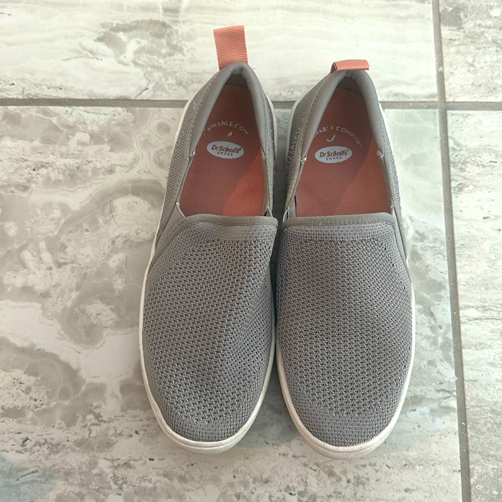 Grey sneaker